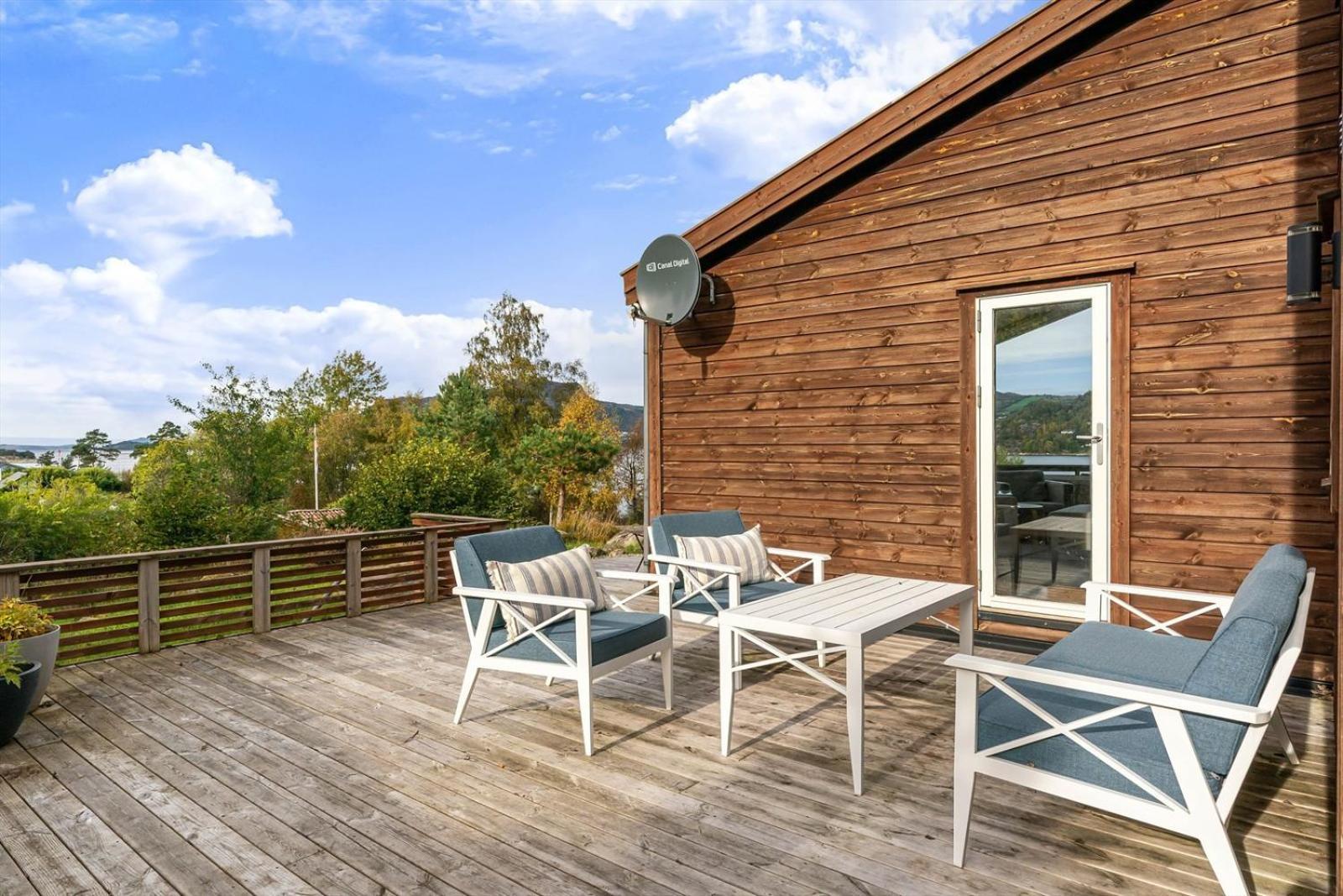 Villa Charming House Located By The Fjord With The Pultpitrock Within Short Distance Jørpeland Exterior foto