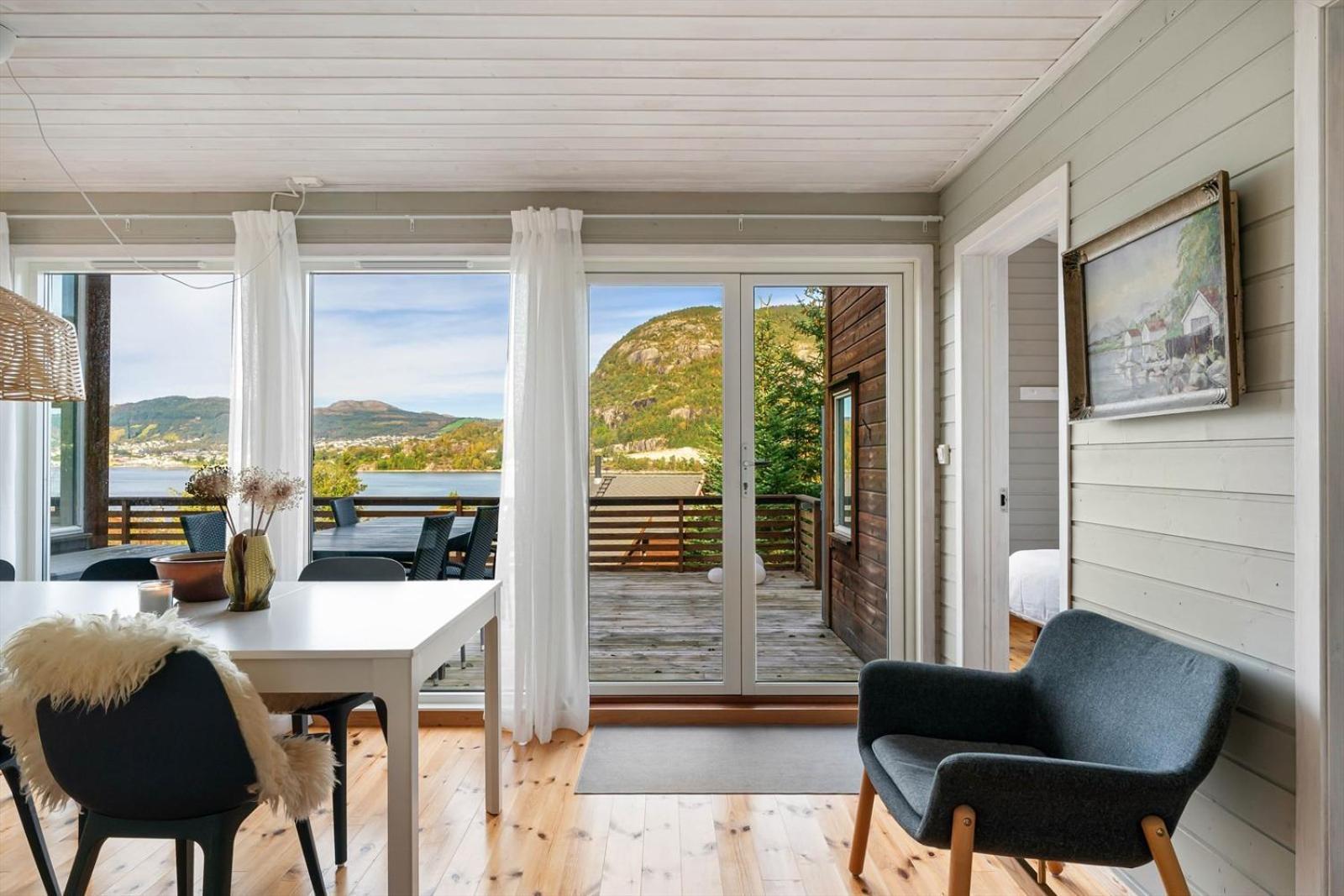 Villa Charming House Located By The Fjord With The Pultpitrock Within Short Distance Jørpeland Exterior foto